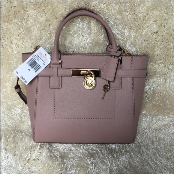 Michael Kors Handbags - Michael Kors Hamilton Traveler